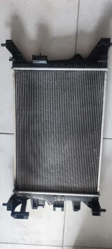 Radiador   GM  manual precisa reparar tampa