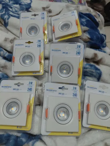 Lâmpadas de Led novas de incutir são 7 por 60 reais