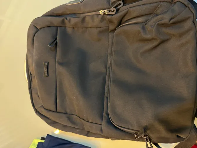 Mochila Sestine aprova de água e com carregamento usb 