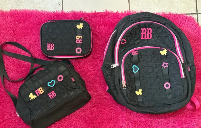 KIT REBECCA BONBON ORIGINAL - PRETO MOCHILA, LANCHEIRA & ESTOJO