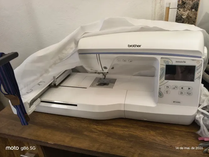 Máquina de Bordado.