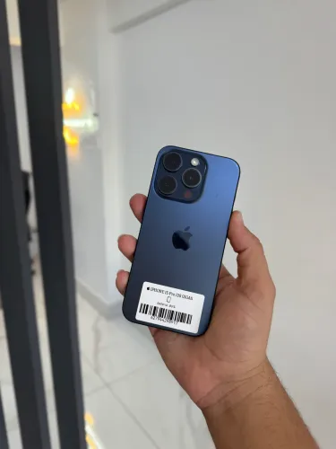 IPHONE 15 PRO 128 GIGAS SEMI NOVO