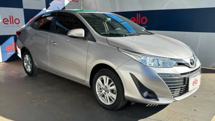 Toyota Yaris XL Sedan 1.5 Flex 16V 4P Aut. 2019