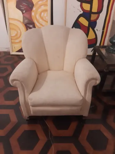 Duas Poltronas estilo Berger - Móvel Antigo - no estado.
