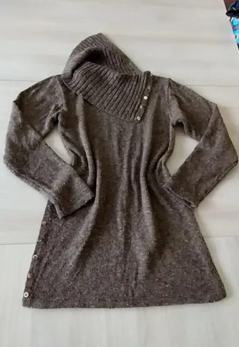 ? Vestido de Tricô Feminino Gola Alta ?