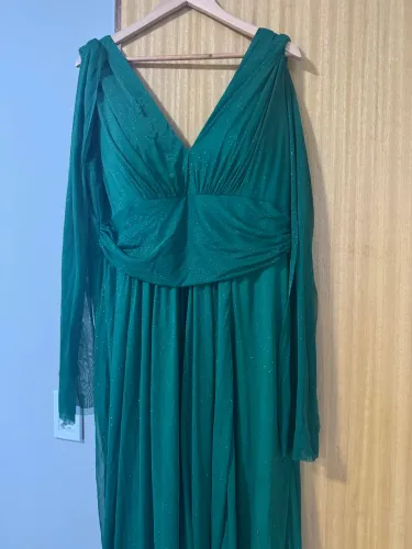 Lindo vestido longo de festa