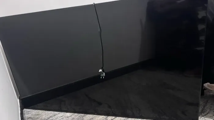 Tv LG com a tela quebrada (pagamento apenas via pix)