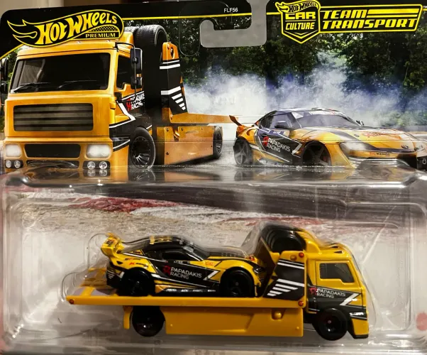 Team Transport Toyota GR Supra Fleet Street. Hot Wheels Premium.