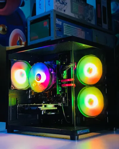 PC Gamer Intel i3 7100, 16GB, RX 560 4GB - Em até 18x / Loja Física