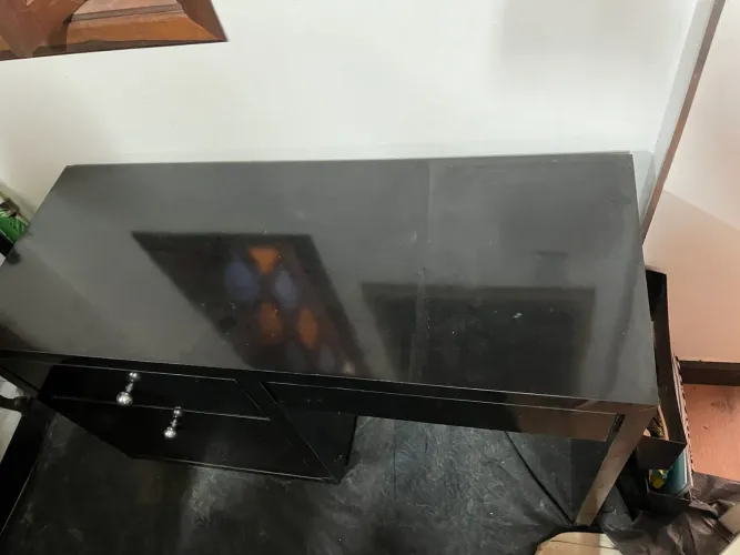 Cômoda com gavetas