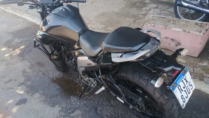 Moto Fazer 250 NOVA
