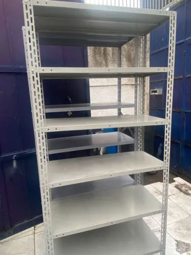 Vendo Estante 6 Prateleiras Super Reforçada - 2m Alt x 92cm Larg x 40cm prof