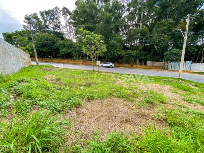 Lote com 263 m² - antes da rotatória no Vista de Vitoria