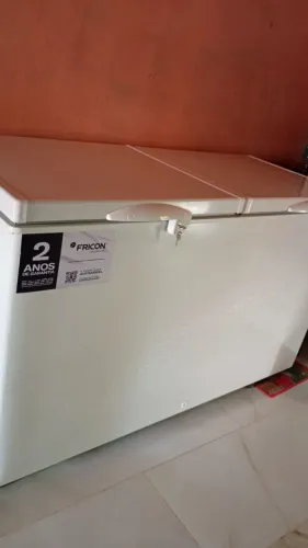 Vende-se esté freezer