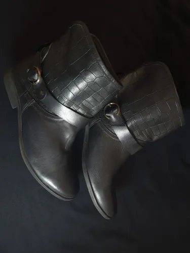 bota arezzo couro preta 35
