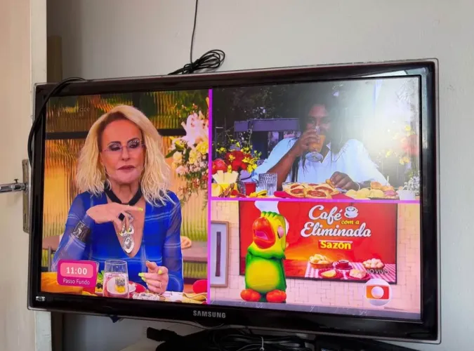 TV Samsung 27"