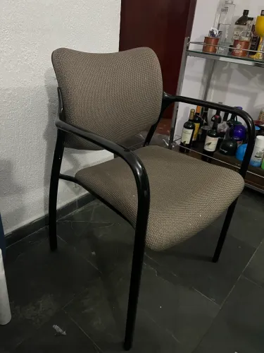 02 Cadeiras Herman Miller Aside Mod AD10PB- 0046