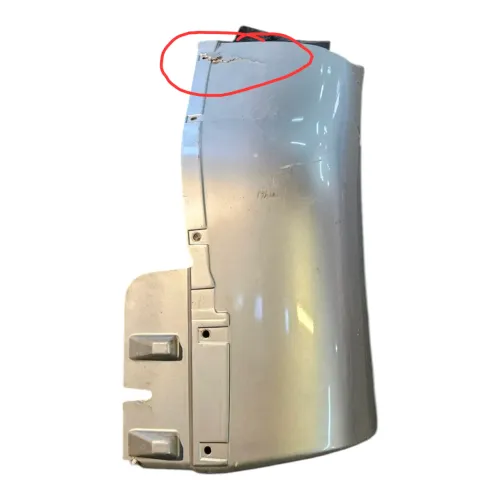 Para Lama Dianteiro Lado Direito cabine Volvo vm 310