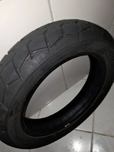 Pneu Original da Himalayan 450 Tubeless seminovo.