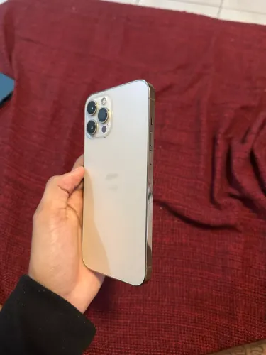 iPhone 12 Pro Max impecável