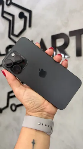 ?iPhone 15 Pro Max Black Titanium - 256GB