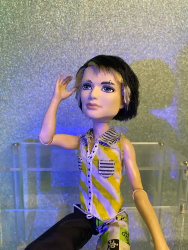 Monster High Jackson Jekyll Gloom Beach