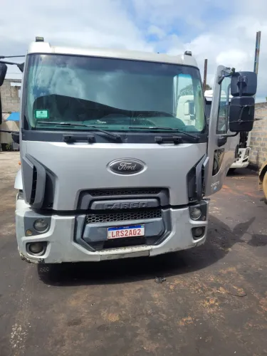 Ford cargo 2429 2014/2015