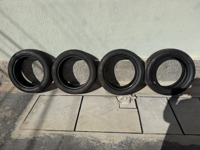 VENDO JOGO COM 4 PNEUS ROADX RXMOTION H12 195/50 R16