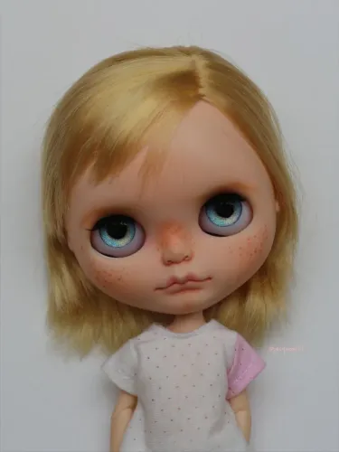 Blythe Simply Love Me