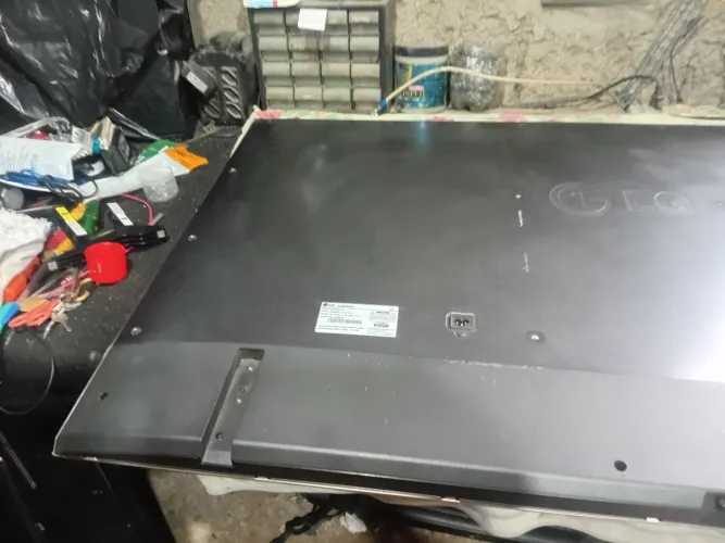 Tv lg 65uf8500 com defeito na tela