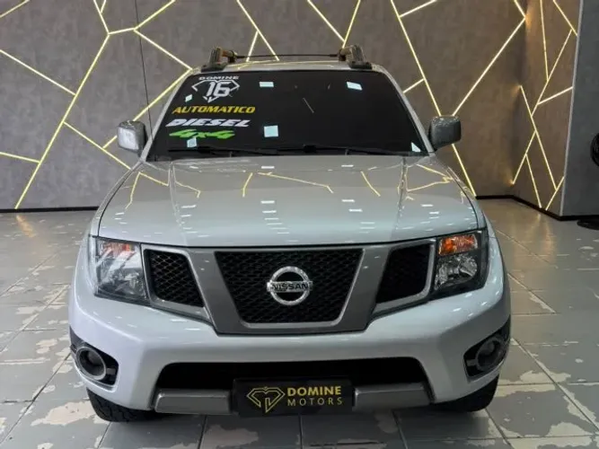 Nissan Frontier SV AT. CD 4X4 2.5 TB Dies. Aut. 2016