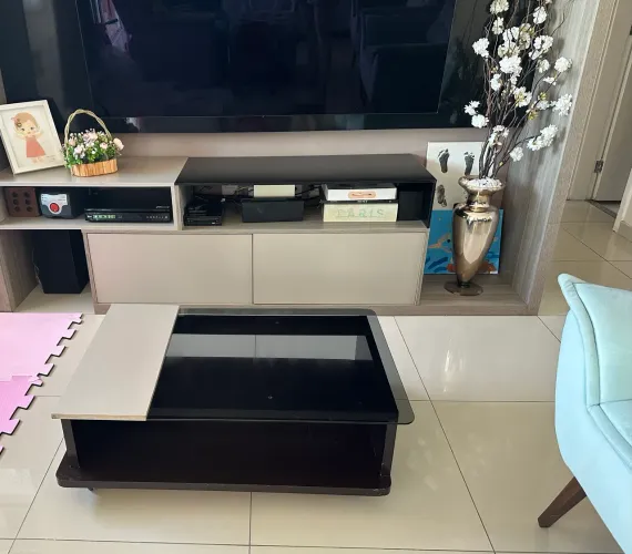 Mesa de centro 100% MDF com tampo de vidro