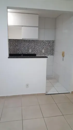 Condomínio Jangadas - Apartamento 2/4 - Sombra - Primeiro Andar