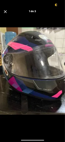 Capacete feminino