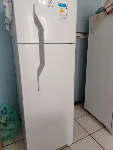 VENDO GELADEIRA ELECTROLUX DUPLEX