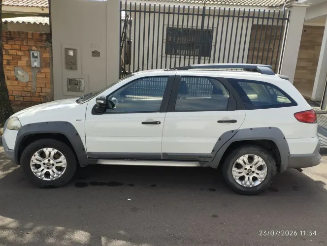 Fiat Palio Weekend Adventure Locker 1.8 Flex 2011