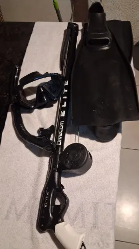 Kit pesca Sub ( arbalete,  máscara e pé de pato)