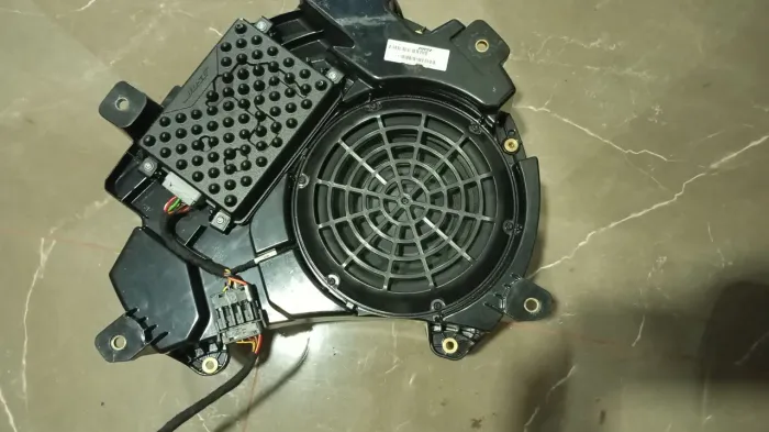 Subwoofer Bose Porsche