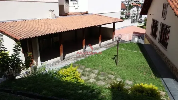 Casa com 3 dormitórios, 150 m² - venda por R$ 720.000 ou aluguel por R$ 3.020/mês - Jardim