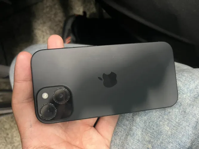 iphone 15 base