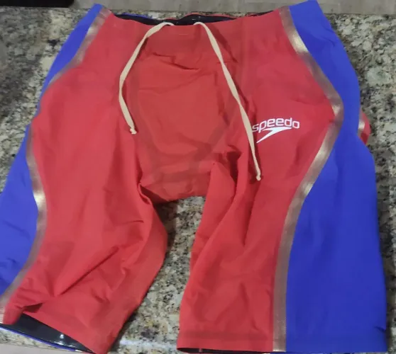 Traje de natação speedo