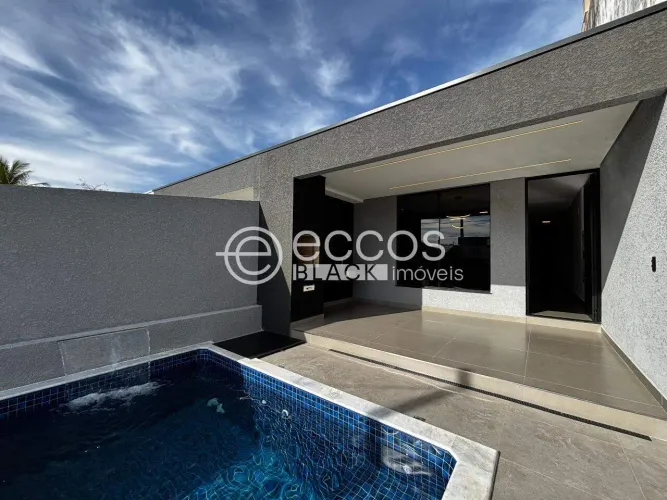Casa à venda, 2 quartos, 1 suíte, 2 vagas, Jardim Simus - Sorocaba/SP