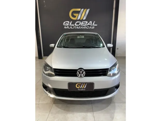 Volkswagen Fox 1.0 MI Total Flex 8V 5P 2013