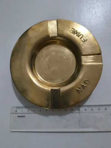 Cinzeiro em bronze 