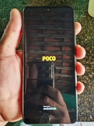 PRA VENDER LOGO 400 . A TELA JÁ FOI TROCADA
