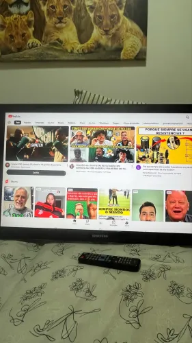 Vendo tv Samsung de 40 polegadas ( OBSERVAÇÃO NÃO É SMART) e LCD ?