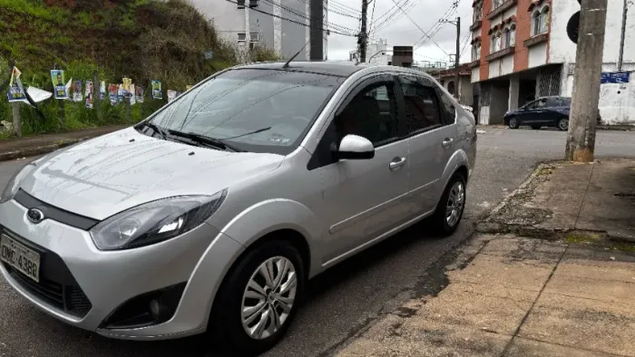 Ford Fiesta Sed. 1.6 8V Flex 4P 2013