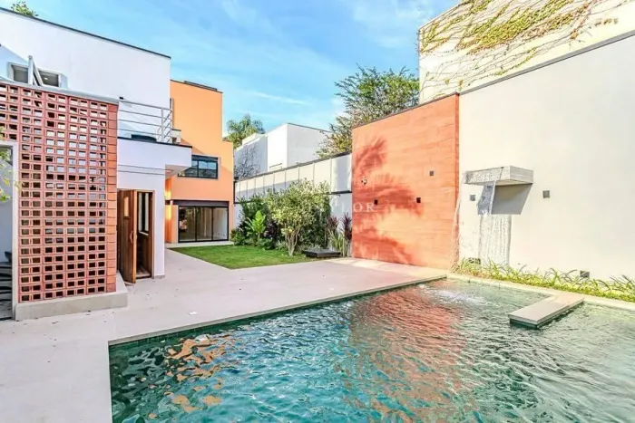 Casa com 5 quartos à Venda, Jardim Paulista - São Paulo