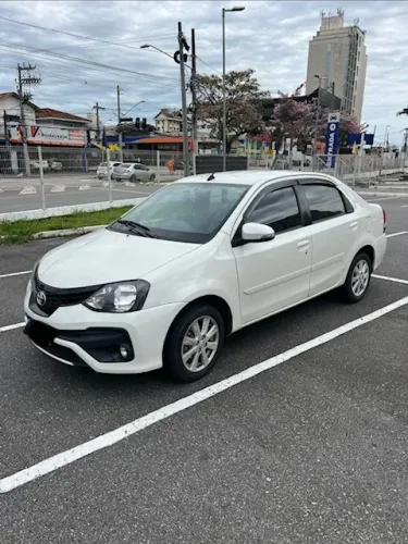 Toyota Etios X Plus Sedan 1.5 Flex 16V 4P Aut. 2019