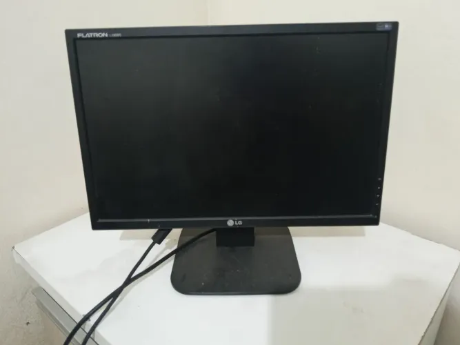Monitor lg l19